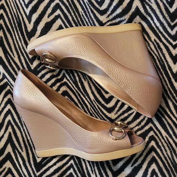 Gucci Leather Wedge Espadrilles - Blush